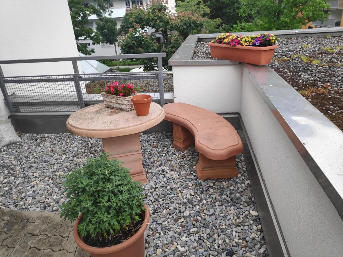 Bed & Breakfast Chur Bagian luar foto