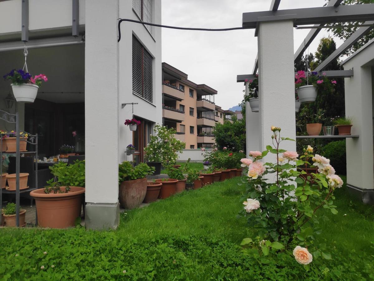 Bed & Breakfast Chur Bagian luar foto